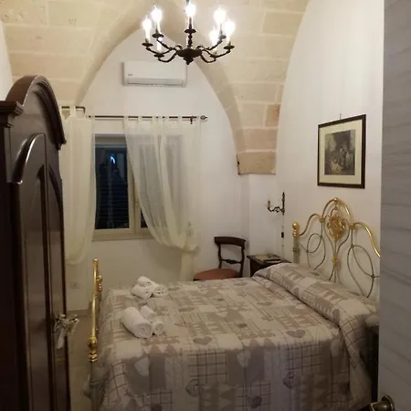 Il Vicoletto * אבטראנה